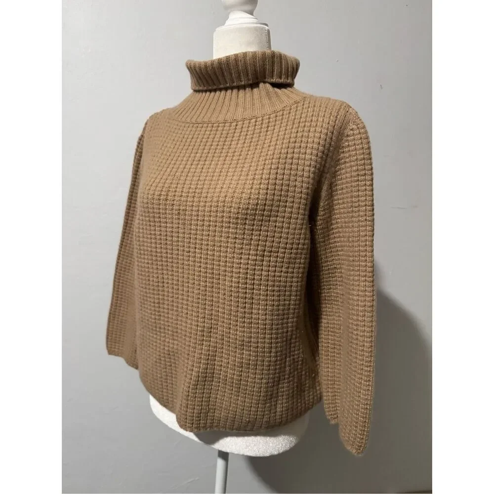 Oscar De La Renta 109% cashmere thick sweater M